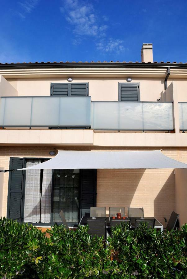 Chalet adosado de lujo para 6 personas en Golf Panorámica Sant Jordi Exterior foto